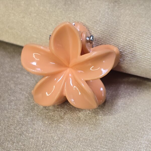 Pastel Flower Mini Claw Clip - Image 8