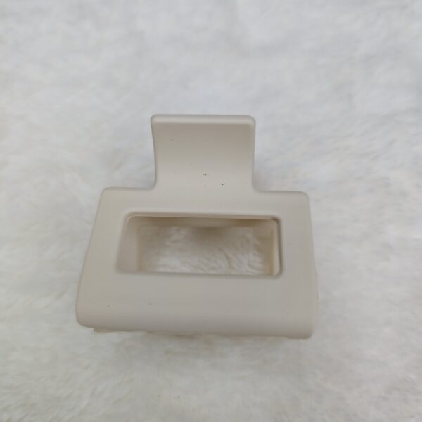 Matte Finish Square Hair Claw - Image 7
