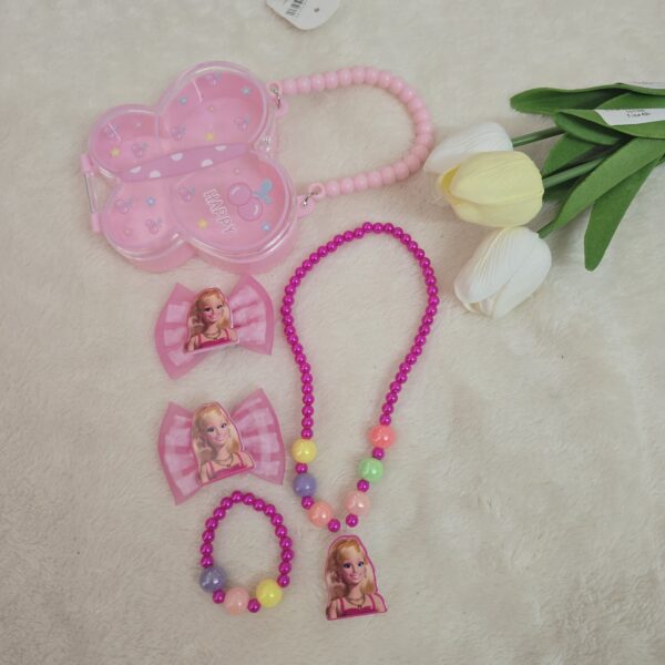 Happy Butterfly Shaped Kids Jewelry Box – Beaded Handle & Cute Accessories - Image 2