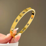 How to Clean Your Gold Jewellery at Home