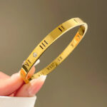 How to Clean Your Gold Jewellery at Home