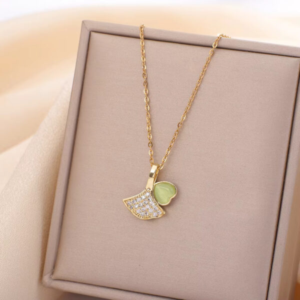 Emerald Bloom Pendant Necklace