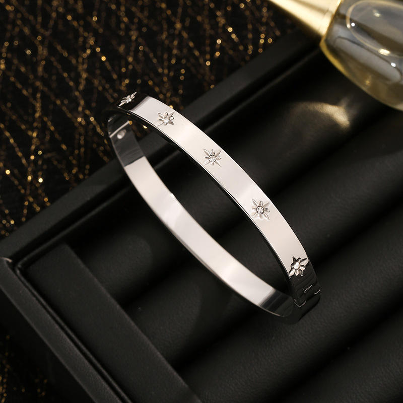 Silver Starbeam Bracelet - Image 3