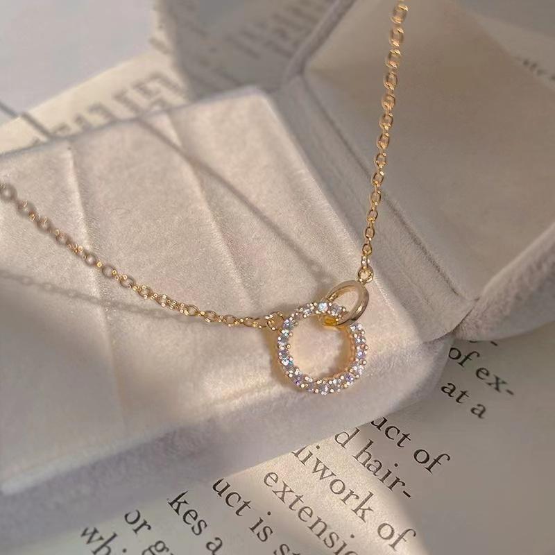 Subtle Scarlet Pendant - Image 2