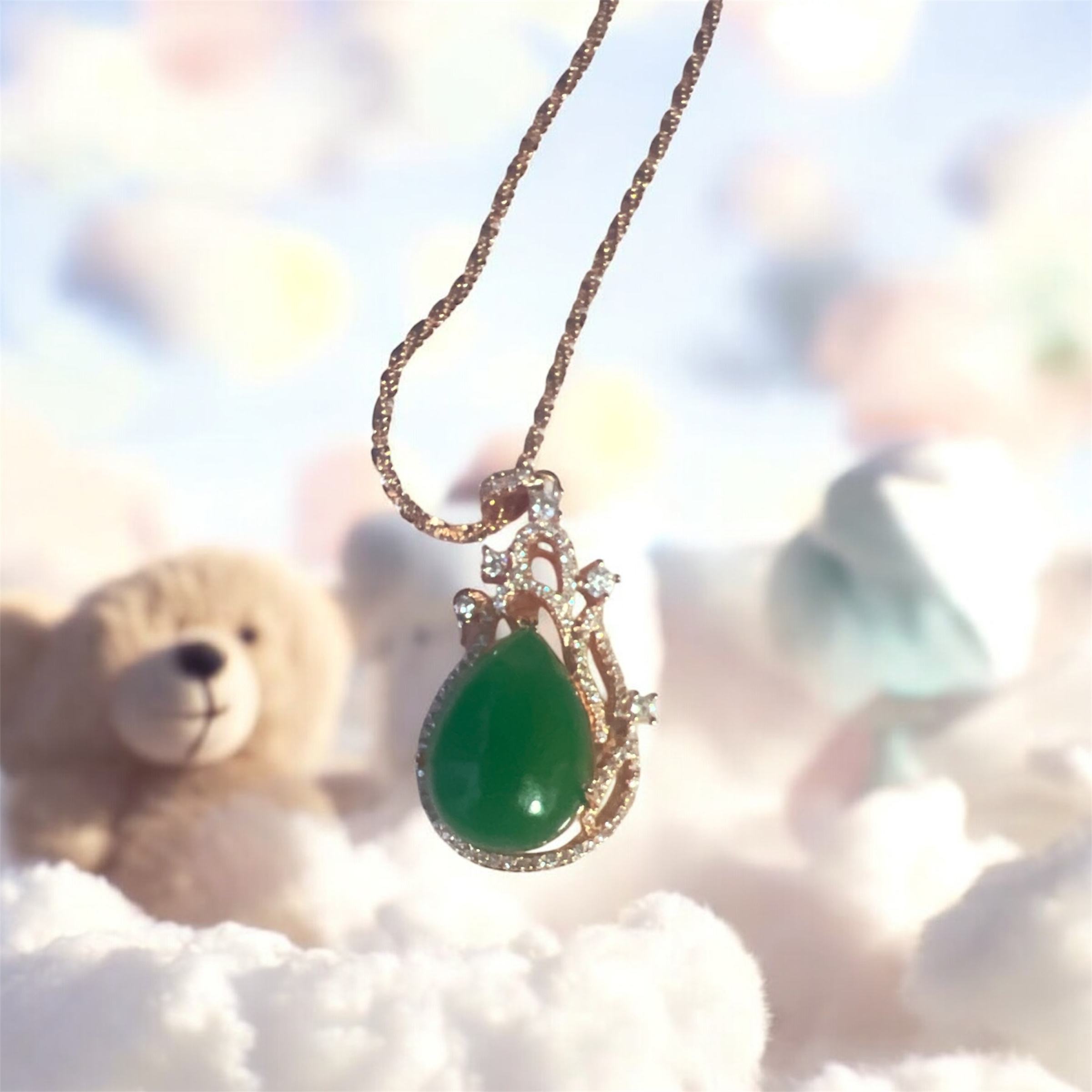 Royale Green Necklace - Image 4