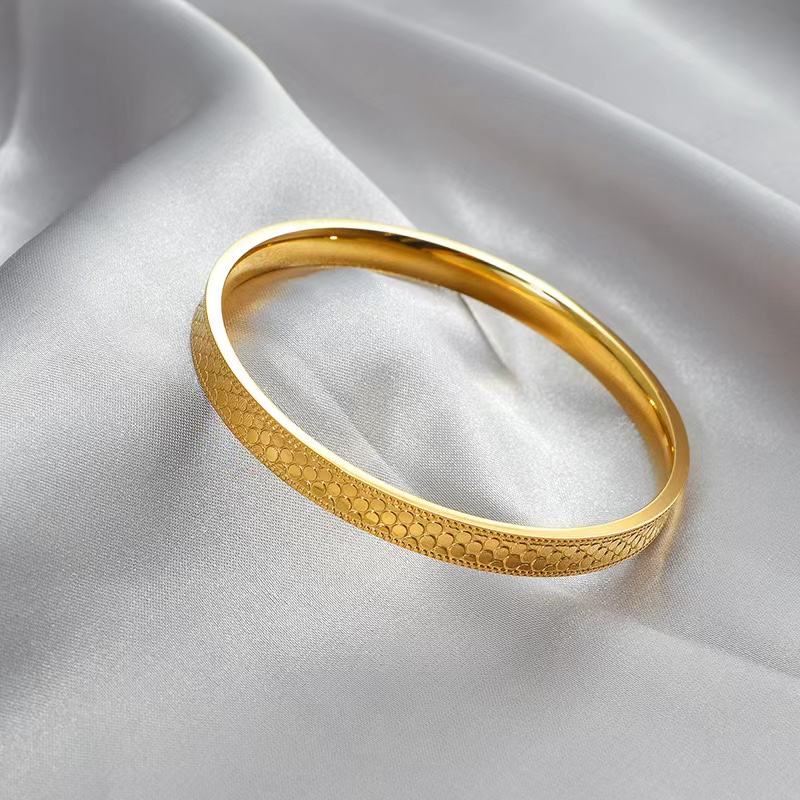 Golden Mirage Bangle - Image 4