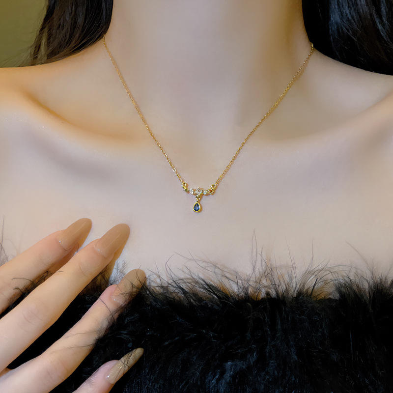 Timeless Bow Necklace - Image 3