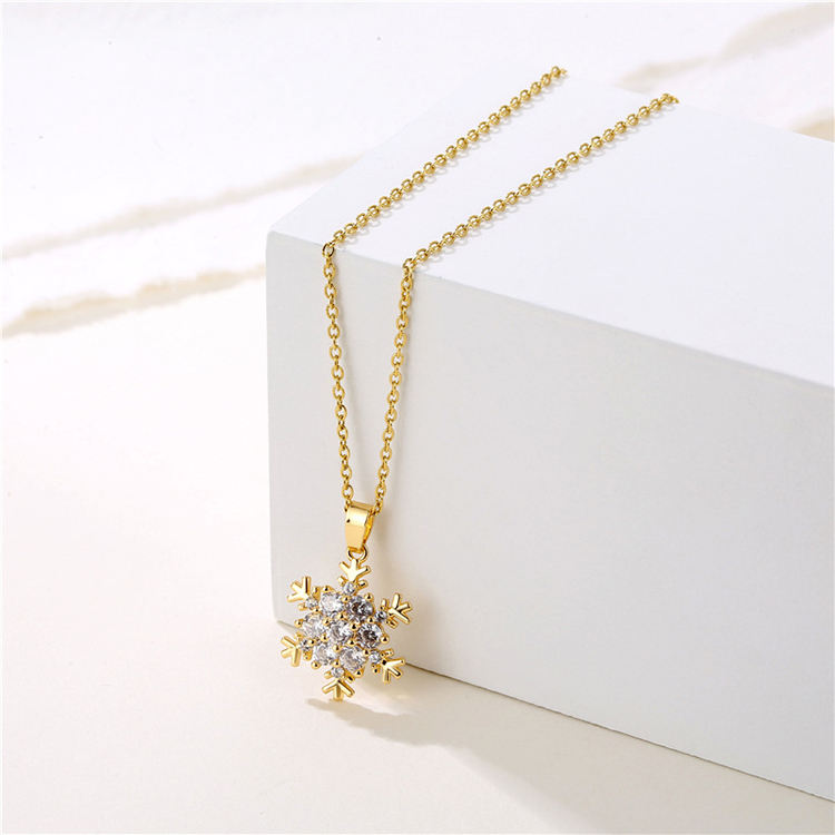 Snow FallTwilight Pendant Necklace - Image 4