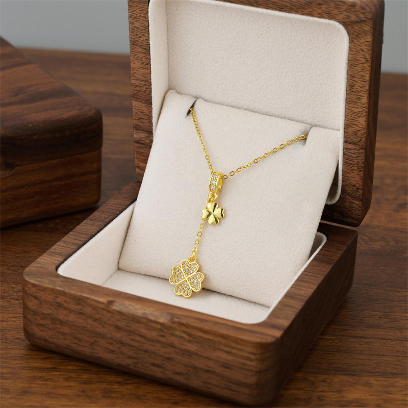 Flower hanging Necklace - Image 7