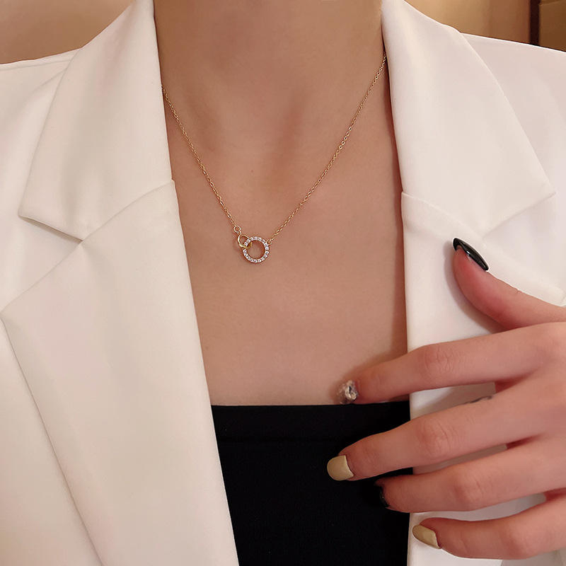 Subtle Scarlet Pendant - Image 4