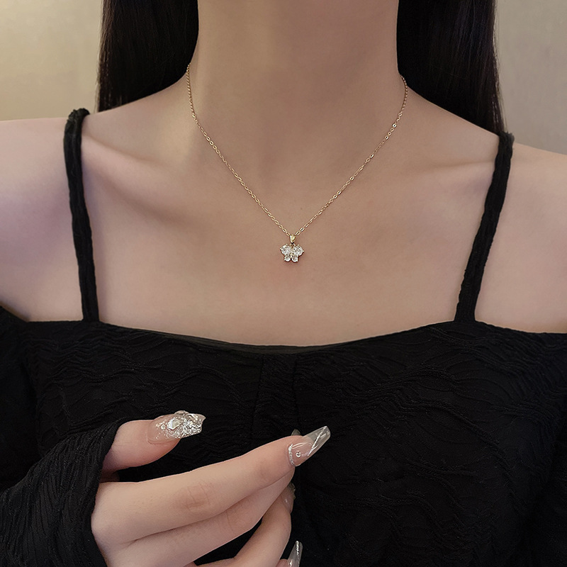 Golden Wine Charm - Image 4