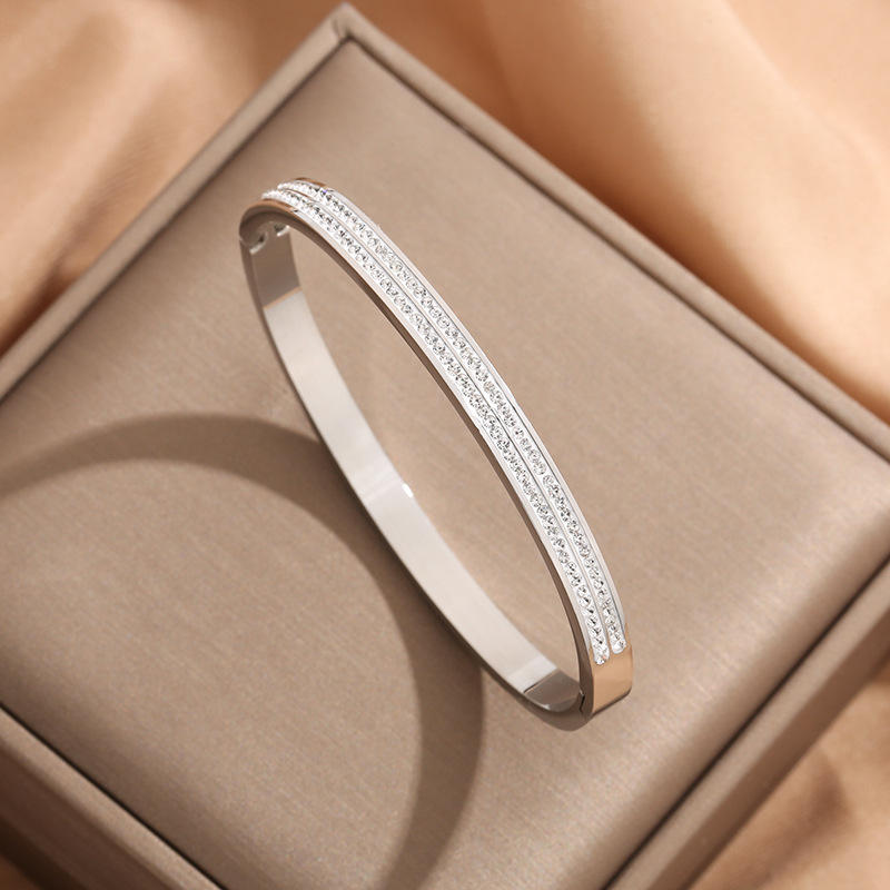 Timeless Spark Bracelet - Image 4