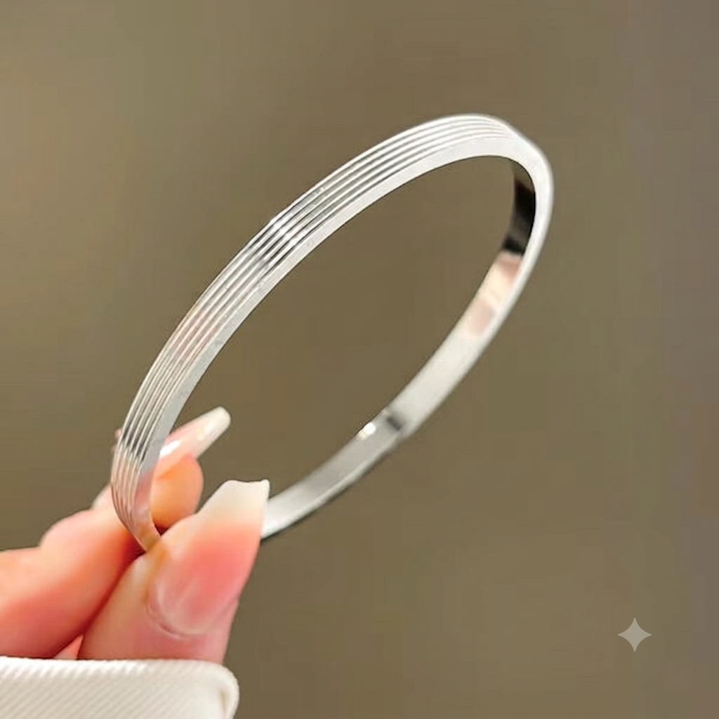 Eterna Silver Bangle - Image 4