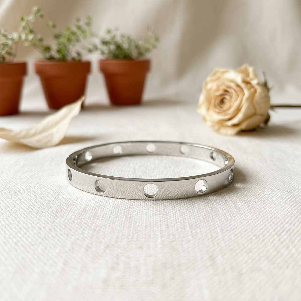 Silver Nova Bangle