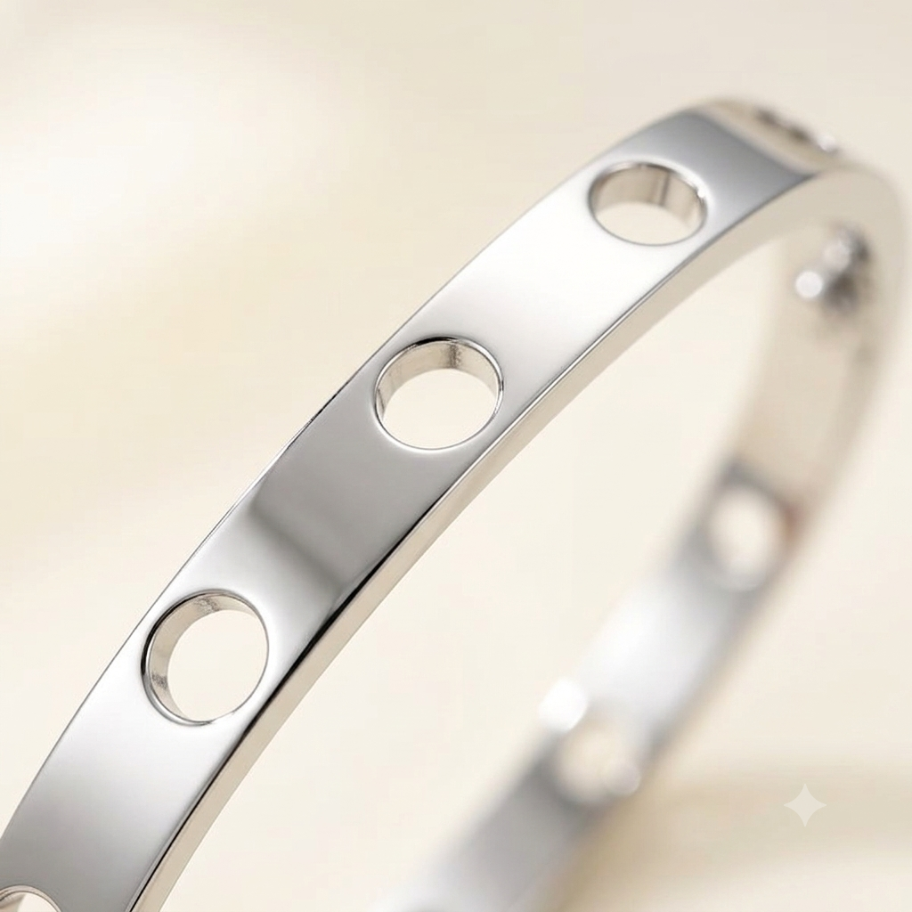 Silver Nova Bangle - Image 4