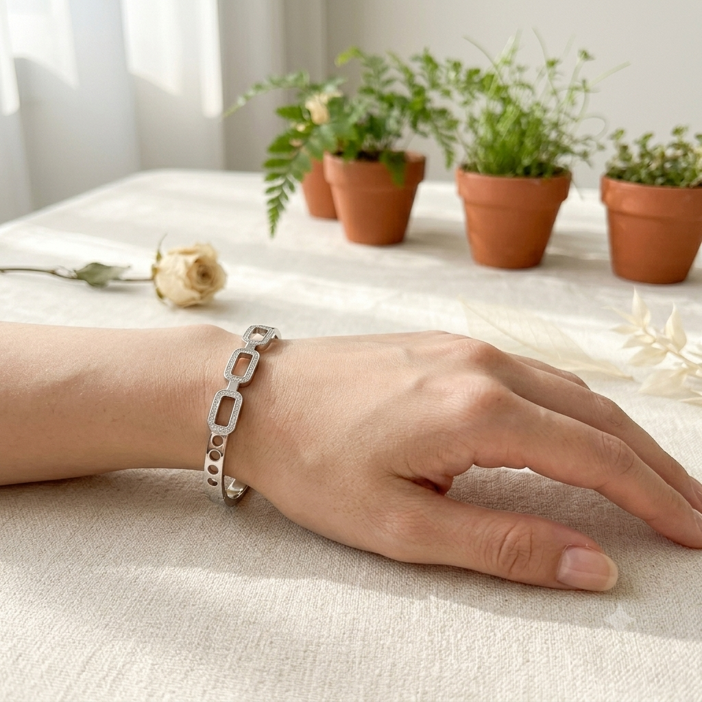 Regal Weave Bracelet - Image 2