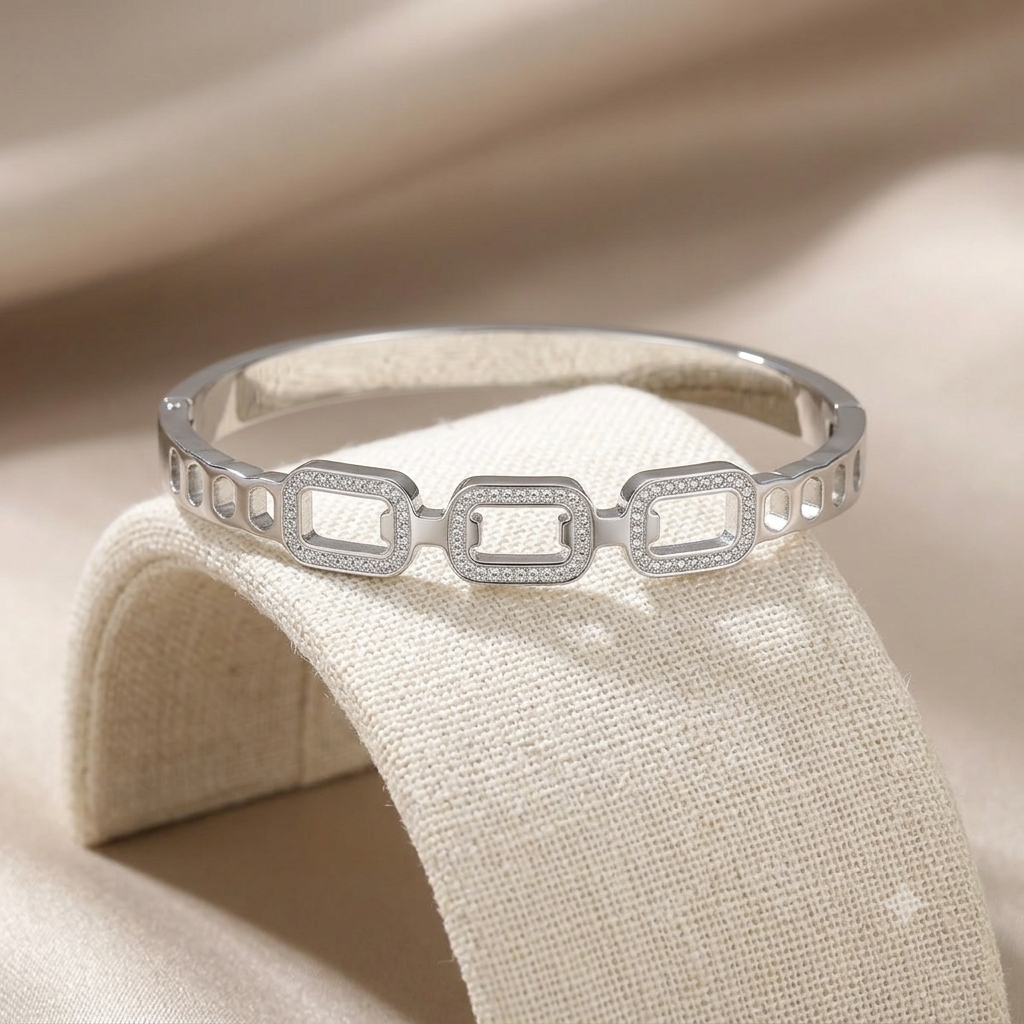 Regal Weave Bracelet - Image 3